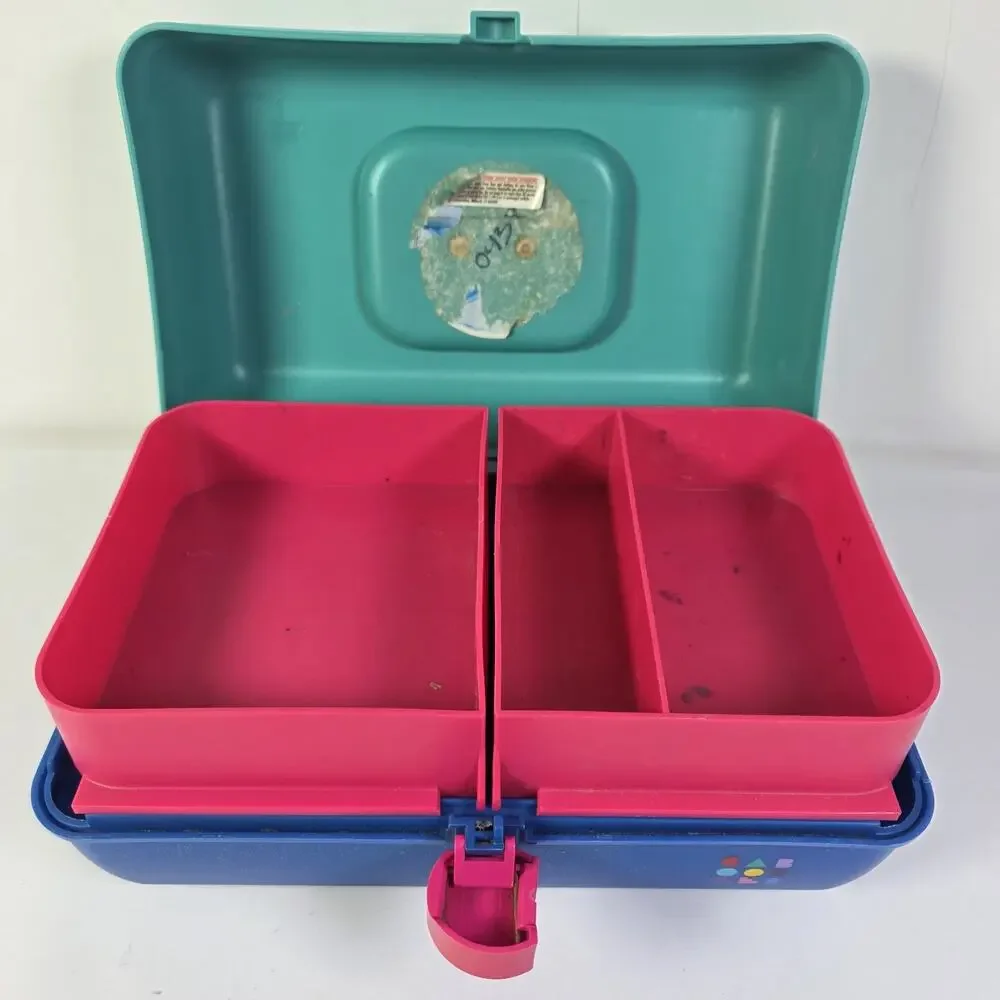 Caboodles add splash